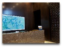 отель Ritz-Carlton Almaty: Информационная стойка