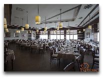 отель Naftalan Qashalti Hotel: Ресторан