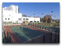 отель Rixos Prykarpattya Hotel: Теннисные корты