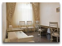 отель Russia: Комната для переговоров