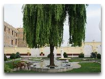 отель Samarkand Plaza: Территория отеля