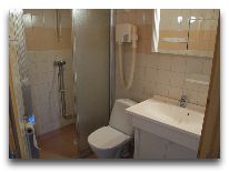 отель Коттедж Sjungarbacken: Коттедж Класс 3 ванная