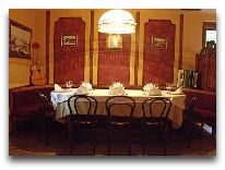 отель Соломони 1805: Ресторан