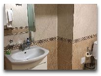 отель Tashkent: Ванная комната
