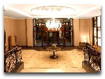 отель Tiflis Palace: Вход в холл
