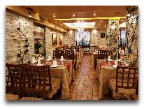 отель Uyut: Ресторан отеля
