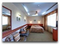 отель Uyut: Номер отеля