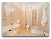 санаторий Verano: Ванная комната в Двухместном номере корпус А