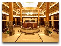 отель Vinpearl Resort & Spa: Лобби