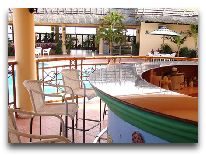 отель White Sands Resort: Бар при бассейне