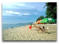 отель Yasaka Nha Trang Hotel: Пляж