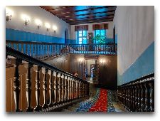  Замок Алатскиви: Лестница