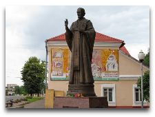  Достопримечательности Полоцка: Памятники: Памятник Святителю Николаю Чудотворцу