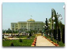  Достопримечательности Душанбе: Дворец наций