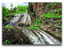  Достопримечательности Джермука: Джермукский водопад