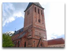  Достопримечательности Тарту – Церкви и Соборы: Яановская церковь