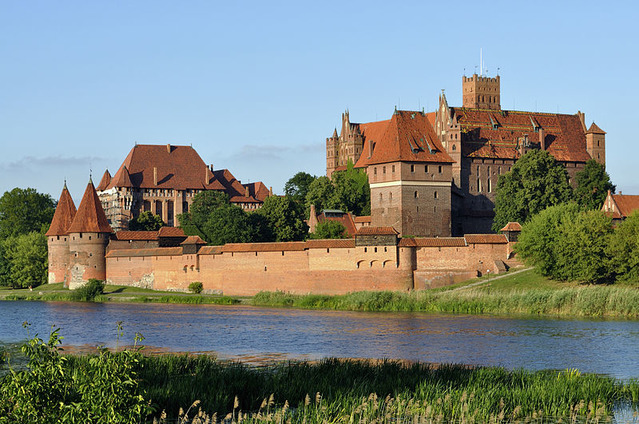 Мальборкский замок в польше фото