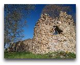  Алуксне: Руины Ливонского замка.