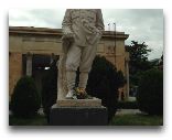  Гори: Памятник Сталину в музее