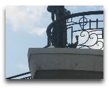  Одесса: Памятник жене моряка